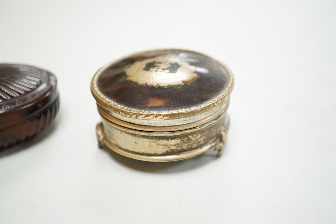 An 18th century tortoiseshell oval fluted snuff box, 89mm and a George V silver and tortoiseshell mounted trinket box, London, 1916.